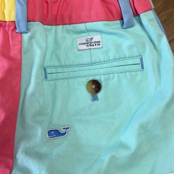 Vineyard Vines Shorts - Picture 3 of 3